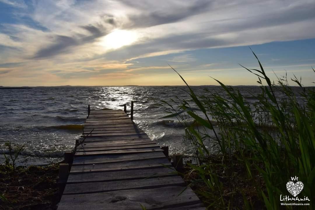 Namelis Nr 1 Adeles Sodyba Sturmai Exteriör bild